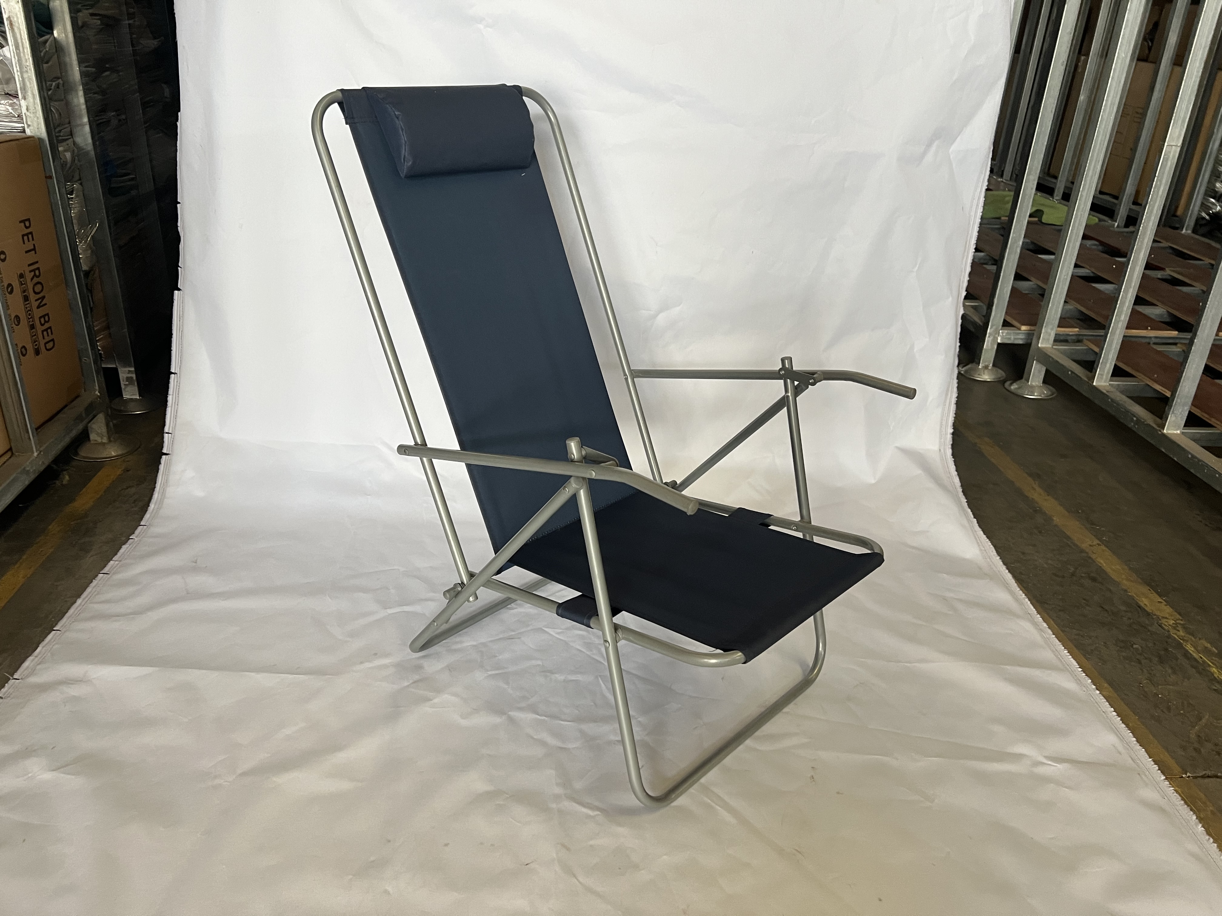 Chaise longue de plage pliable